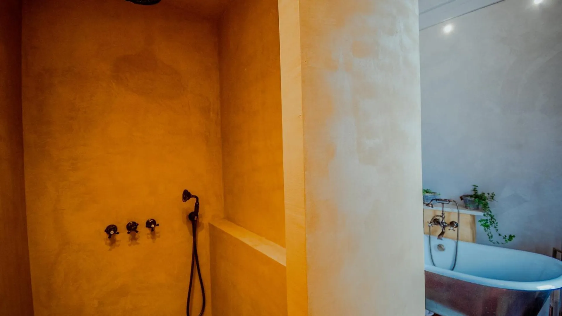 La Tour De Cadel Maison 130M2 Piscine Lauzerte 0*,  Francia